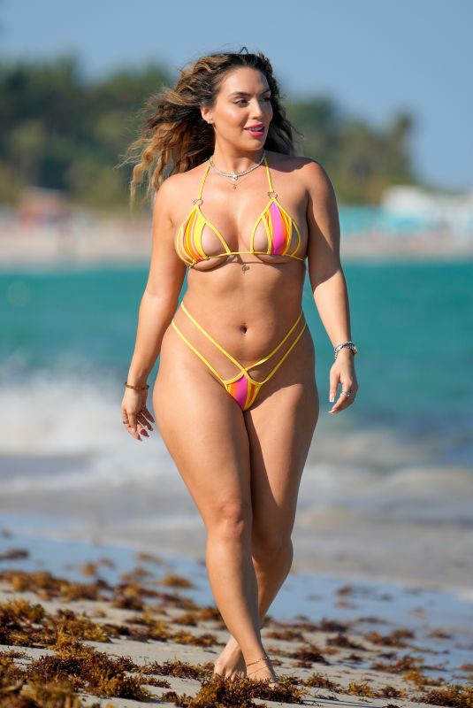 Ara Queen Bae: Unveiling the Social Media Sensation Phenomenon 
is changed to 
Ara Queen Bae Social Media Sensation Explained